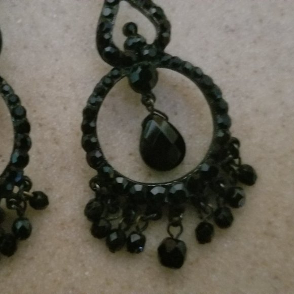 VINTAGE STATEMENT JOSE & MARIA BARRERA BLACK CRYSTAL DANGLE CHANDELIER EARRINGS - Picture 12 of 12